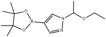 1-(1-etoxietyl)-4-(4,4,5,5-tetrametyl-1,3,2-dioxaborolan-2-yl)-1H-pyrazol